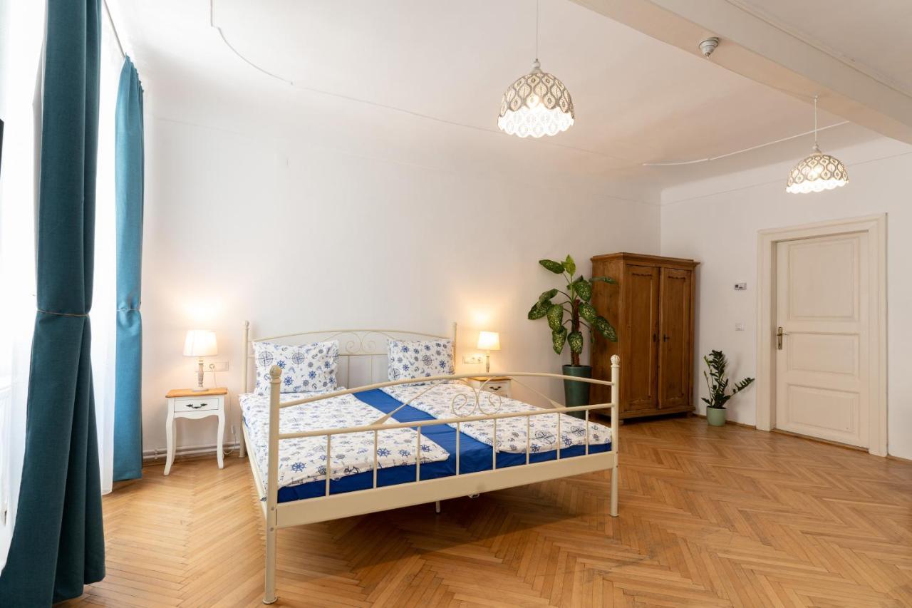 Downtown Sibiu Apartman Kültér fotó